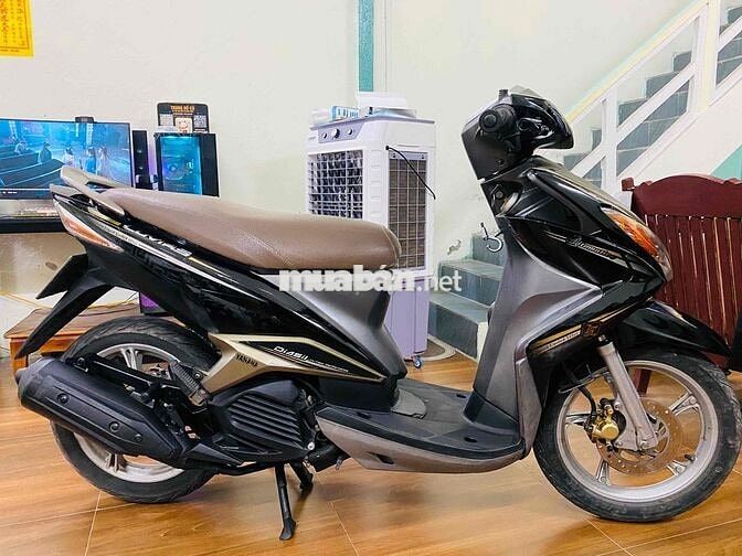 Yamaha Luvias 2011 zin chất