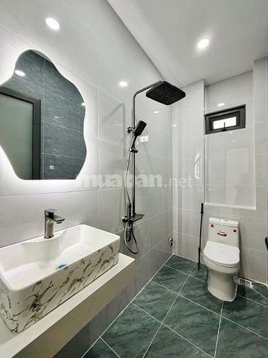 Nhà 2 lầu thiết kế tân cổ điển, full nội thất cấp, giá chỉ 3,15 tỷ