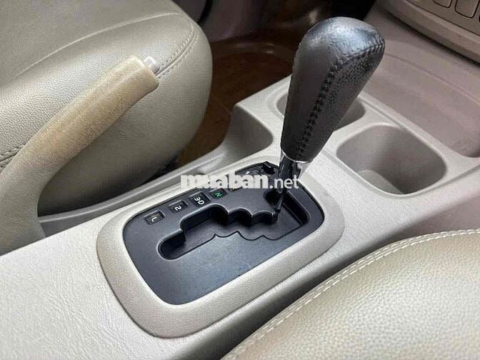 Toyota Innova 2009 V - 168000km