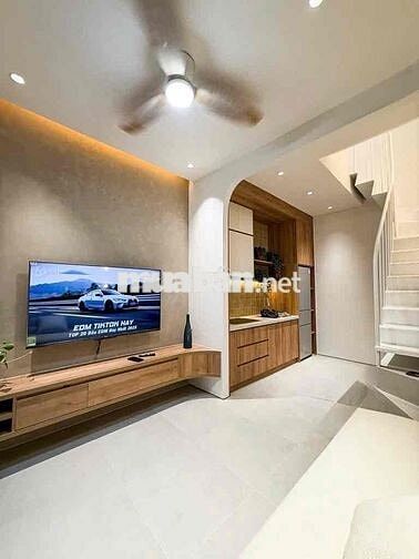 Nhà mới 3 tầng, full nội thất, khu trung tâm Xô Viết Nghệ Tĩnh