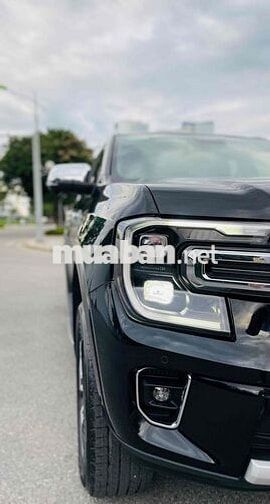 Ford Everest 2023 Titanium+ 2.0 AT 4x4 - 25000 km