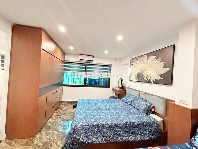 BÁN NHÀ TẬP THỂ ĐỐNG ĐA, 90M, 3 NGỦ, ÔTÔ ĐỖ , KD SẦM UẤT .GIÁ: 5TỶ !