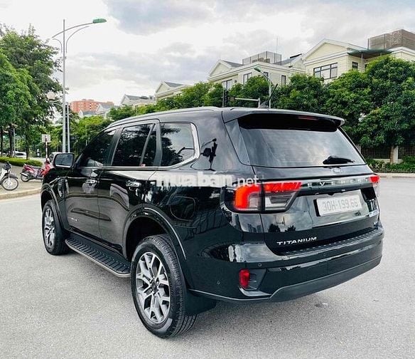 Ford Everest 2023 Titanium+ 2.0 AT 4x4 - 25000 km