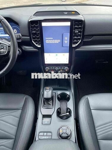 Ford Everest 2023 Titanium+ 2.0 AT 4x4 - 25000 km