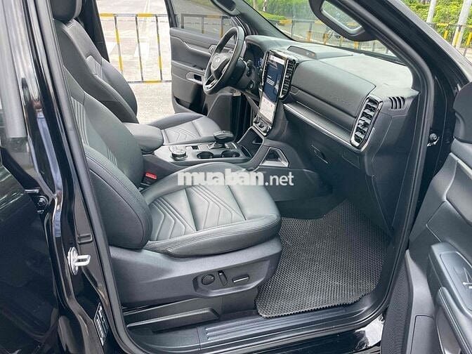 Ford Everest 2023 Titanium+ 2.0 AT 4x4 - 25000 km