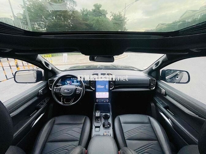 Ford Everest 2023 Titanium+ 2.0 AT 4x4 - 25000 km