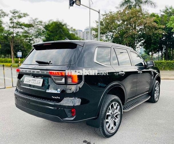 Ford Everest 2023 Titanium+ 2.0 AT 4x4 - 25000 km