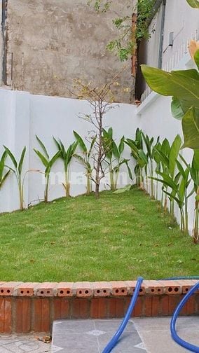 Bán căn biệt thự đường Lê Đức Thọ, khu Sài Gòn Coop, giá 17,9 tỷ