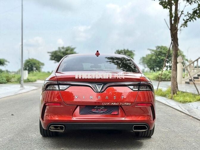 VinFast Lux A 2.0 Premium 2.0 AT 2021