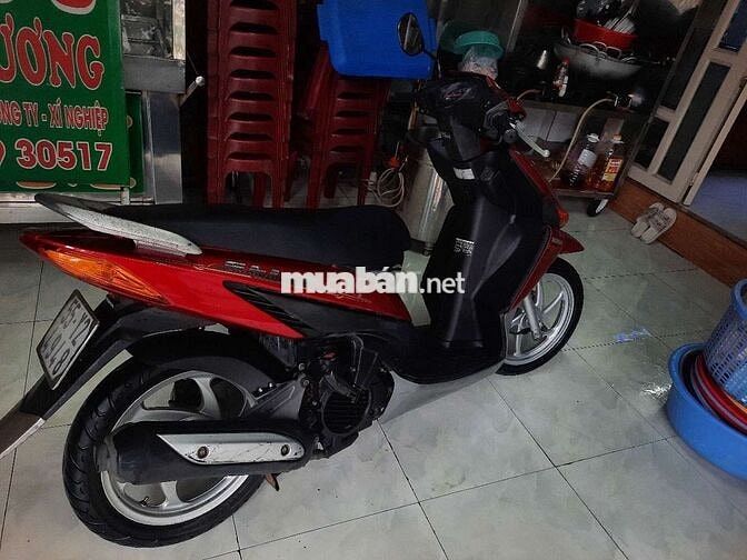 Honda Click 2011 biển số thành phố