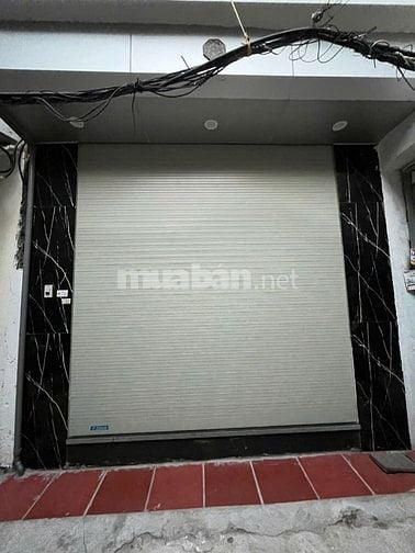 Bán nhà khu Tân Mai, Hoàng Mai, DT 42 m2 x 5 tầng 1 tum, có thang máy