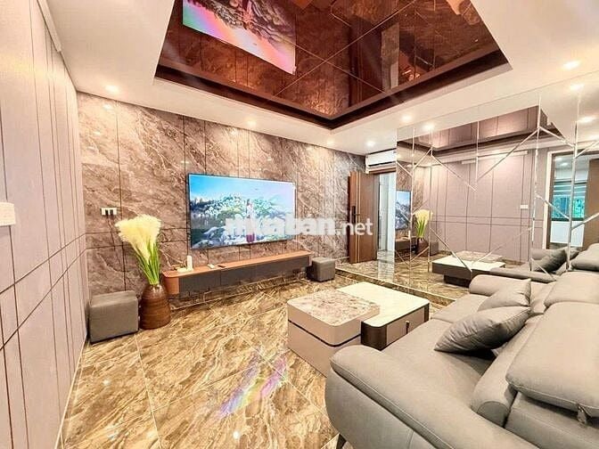 BÁN NHÀ TẬP THỂ ĐỐNG ĐA, 90M, 3 NGỦ, ÔTÔ ĐỖ , KD SẦM UẤT .GIÁ: 5TỶ !