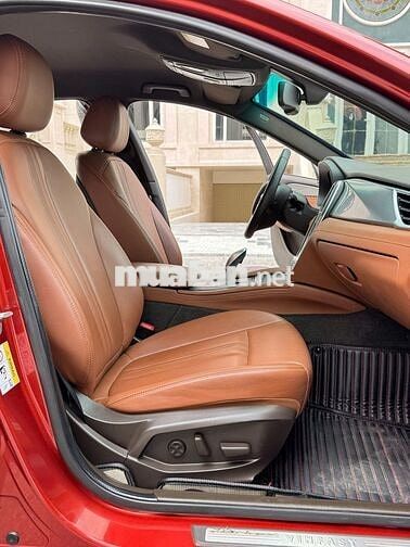 VinFast Lux A 2.0 Premium 2.0 AT 2021