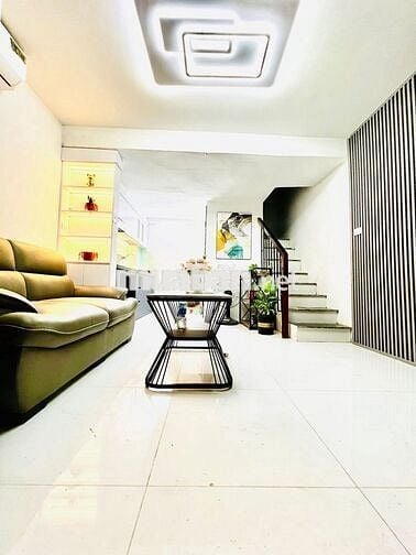Bán Nhà Minh Khai 18M x 5T, Giá 4,75 Tỷ. Cách ô tô 15m, full nội thất