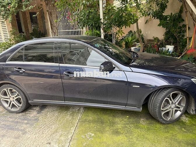 Mercedes Benz E Class 2015 E200 - 70000 km