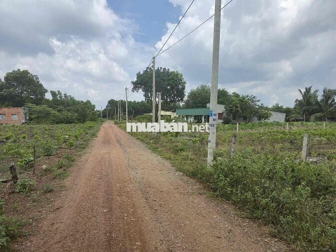 Lô đất 1000m ngay Hàm Tân Quốc Lộ 55 vào 200m thổ cư