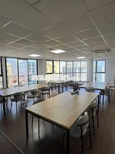 Cho thuê văn phòng Quận Tân Bình, Phổ Quang 80- 320m² giá ưu đãi