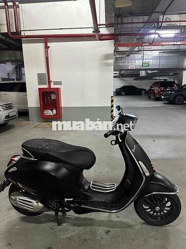 Cần bán xe Sprint 150 Iget Abs đen nhám 2020