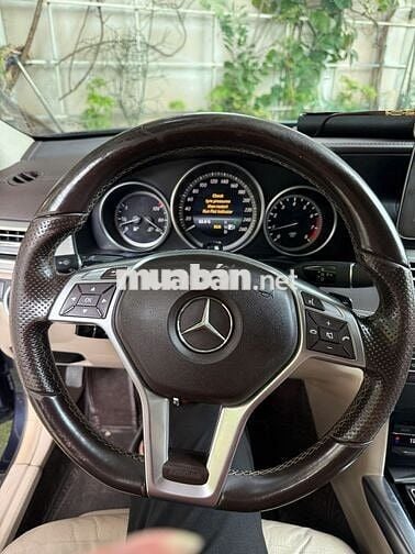 Mercedes Benz E Class 2015 E200 - 70000 km
