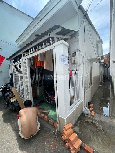 Chính chủ cầ bán nhà hẻm  đường Bùi Văn Ba, P.Tân Thuận Đông, Q7.