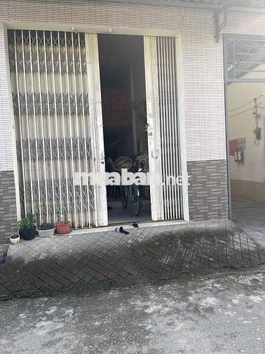 phòng trọ có gác lững, thuận tiện giao thông, cao ráo,