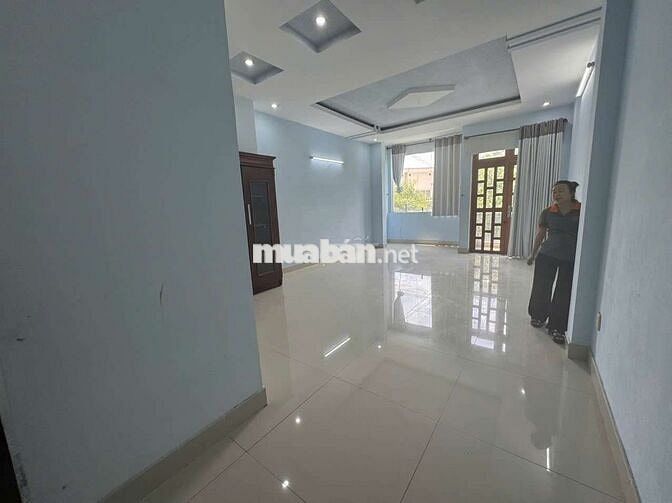 CHO THUÊ NHÀ NGUYÊN CĂN NGAY NGÃ 6 GÒ VẤP