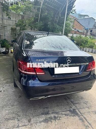 Mercedes Benz E Class 2015 E200 - 70000 km