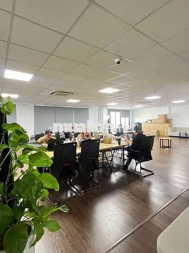 Cho thuê văn phòng Quận Tân Bình, Phổ Quang 80- 320m² giá ưu đãi