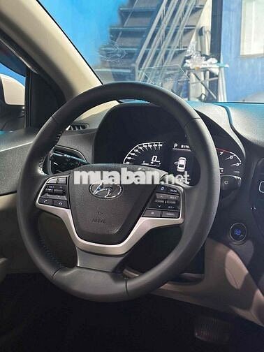 Hyundai Accent 2020 1.4 AT - 49000 km