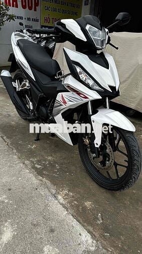 Honda Winner 150 trắng đen 2017 ( hỗ trợ góp )