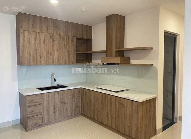 Cần tiền bán gấp căn hộ Siêu hót, mặt tiền đường 2/9. giá siêu hời