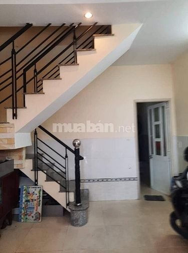 Chính chủ cần bán gấp nhà trong hẻm tại Phường 21, Quận Bình Thạnh