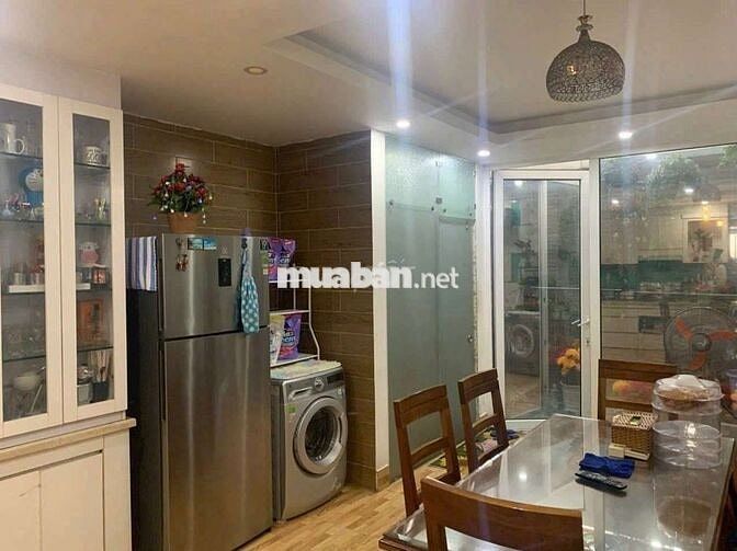 Nhà Full 1 Trệt 3 Lầu 5PN 4x18m Mặt Tiền Đường Số KDC Phạm Hữu Lầu