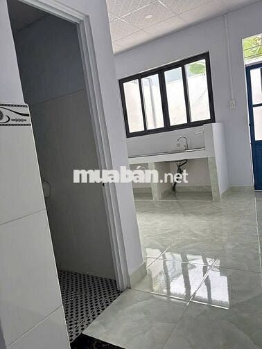 BÁN NHÀ ở Xuân Thới Đông- Hóc Môn. DT 72m2, giá 710 triệu, SHR