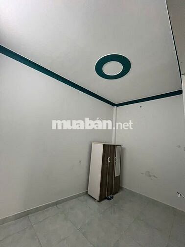 Bán gấp nhà 3.5m-9m, 385tr gần thị trấn Hóc Môn