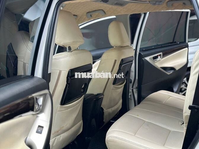 Toyota Innova 2021 2.0G - 71540 km