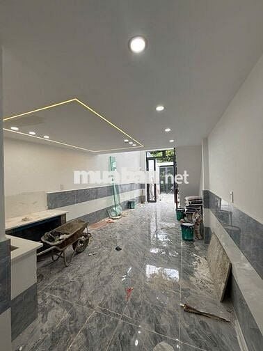 Bán gấp nhà 3.5m-9m, 385tr gần thị trấn Hóc Môn