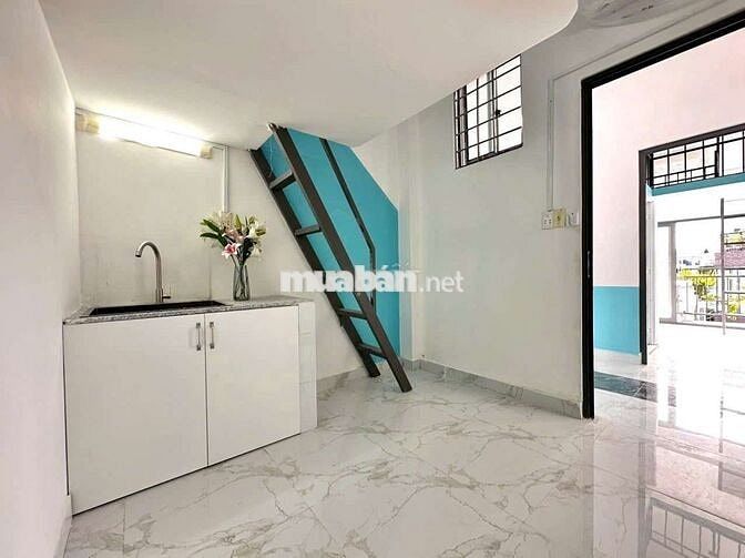 Phòng trọ có gác cửa sổ ra trời ngay đầu Quang Trung gần IUH, VLU, GDU