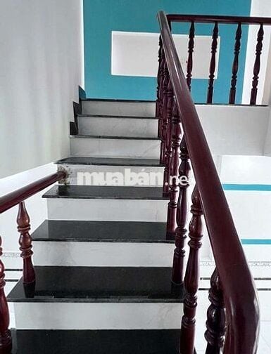 NHÀ LẦU 435 TRIỆU GẦN CHỢ XUÂN THỚI SƠN