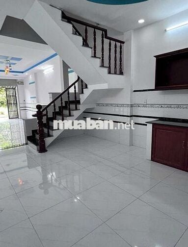 NHÀ LẦU 435 TRIỆU GẦN CHỢ XUÂN THỚI SƠN