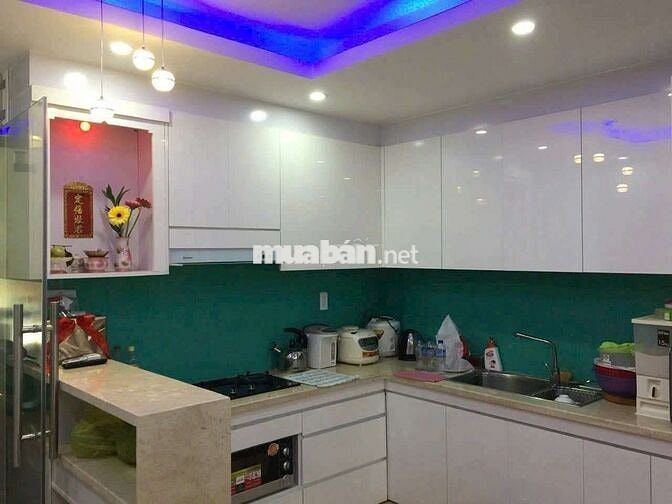 Nhà Full 1 Trệt 3 Lầu 5PN 4x18m Mặt Tiền Đường Số KDC Phạm Hữu Lầu