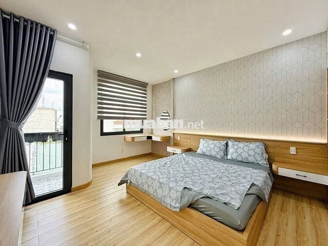 Siêu Hot Nhà 1 Trệt 2 Lầu Giá Cực Tốt Tại Mặt Tiền Thủ Dầu Một