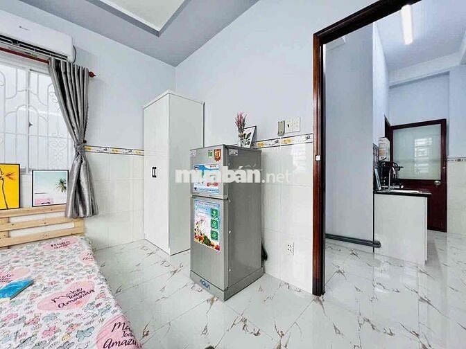 CĂN HỘ CỬA SỔ TRỜI - TÁCH BẾP - SIÊU ĐẸP - LÒ GỐM Q6 SÁT QUẬN 5
