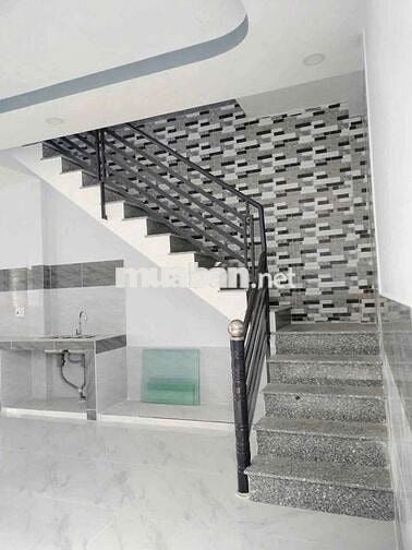 CHO THUÊ NHÀ 5,5x25 - MT BÀ ĐIỂM – GẦN C Đ MỐI HÓC MÔN - GIÁ 10 TRIỆU