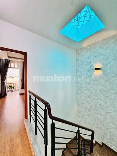 Nhà mới Nguyễn Kiệm DT 75m2 4 PN, giá siêu hời hơn 3 tỷ