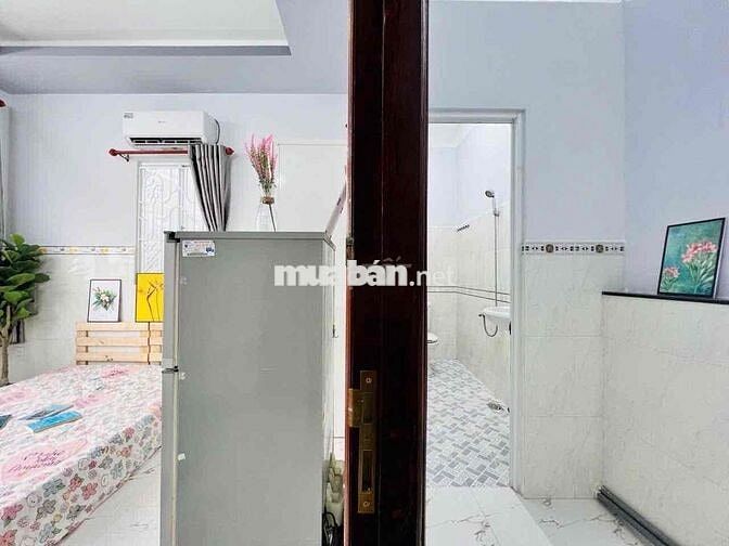 CĂN HỘ CỬA SỔ TRỜI - TÁCH BẾP - SIÊU ĐẸP - LÒ GỐM Q6 SÁT QUẬN 5