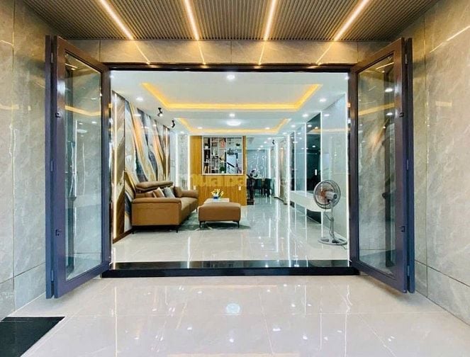Nhà mới Nguyễn Kiệm DT 75m2 4 PN, giá siêu hời hơn 3 tỷ