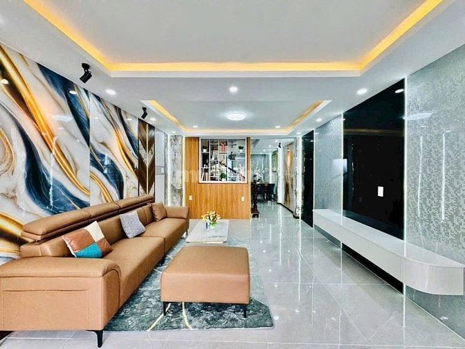 Nhà mới Nguyễn Kiệm DT 75m2 4 PN, giá siêu hời hơn 3 tỷ