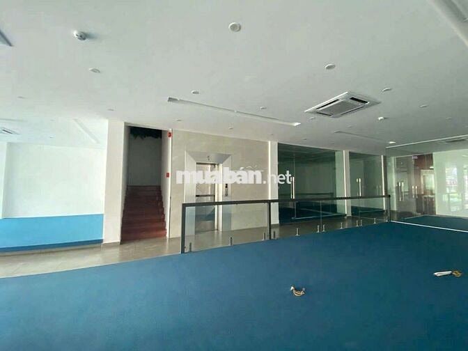 TÒA NHÀ MẶT TIỀN ĐƯỜNG LỚN 433 CỘNG HÒA ĐỐI DIỆN NHÀ GA T3 (11×27) 95T