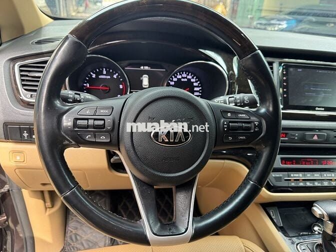 Kia Sedona 2019  - 40000 km